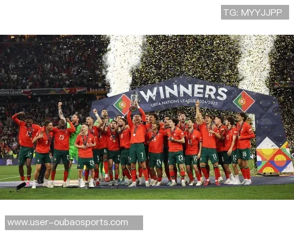 约克雷斯荣膺欧国联最佳射手奖杯以9球领跑射手榜展现卓越实力